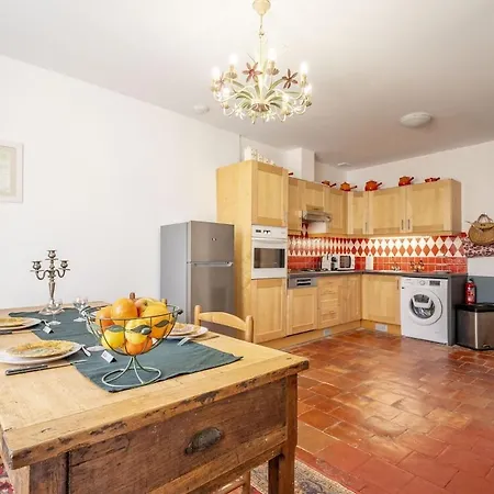 La Maison Des Remparts Holiday home